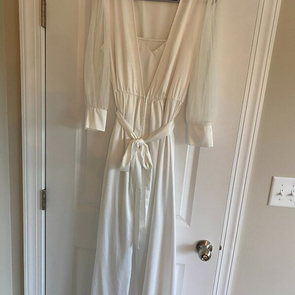 LeRose- Alaina Pleated Sleeve Satin Bridal Maxi- Includes slip - Picture 2 of 7